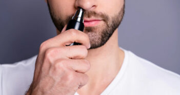 Nose hair trimmer